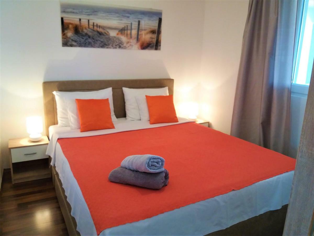 Apartment Roko Vir Esterno foto